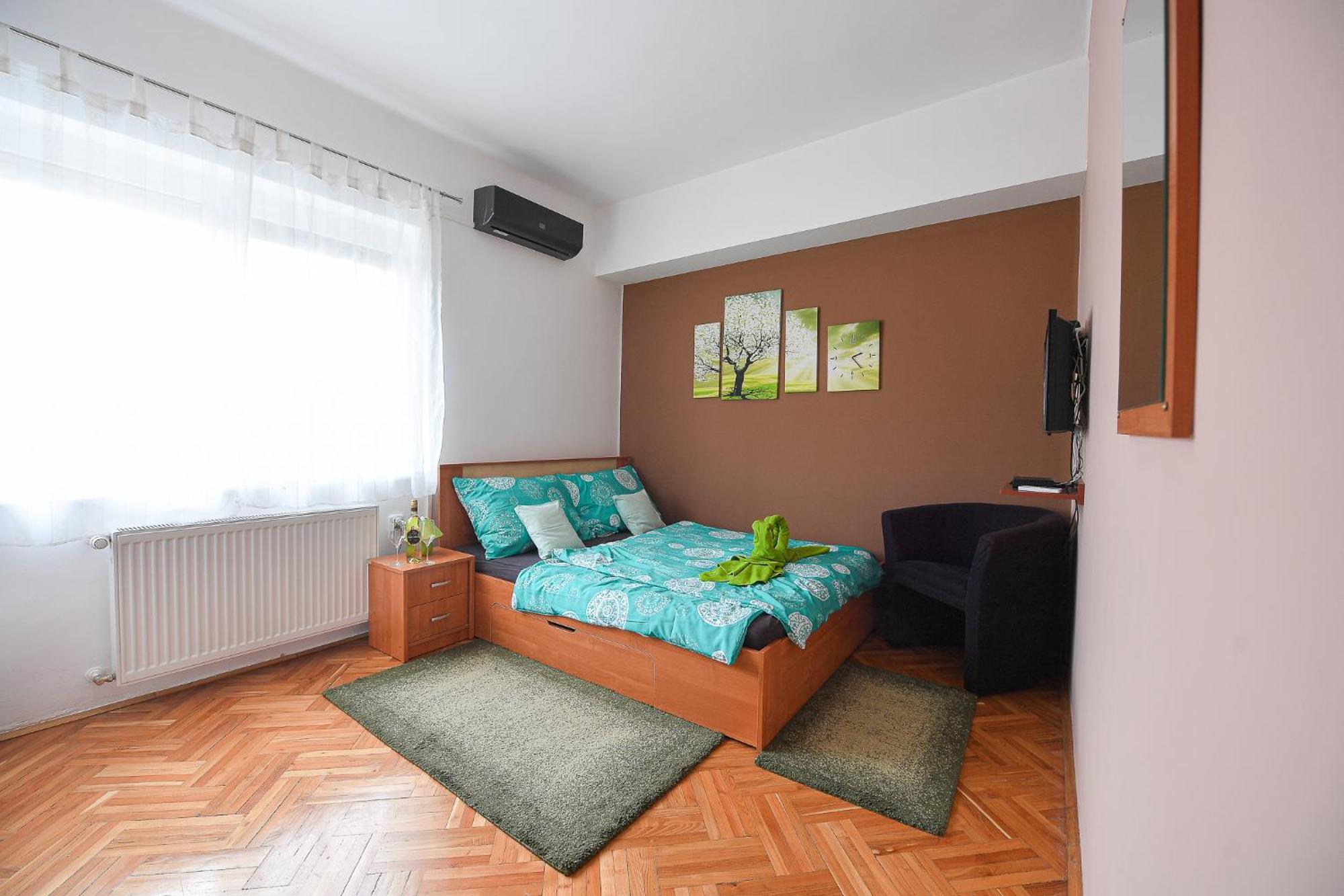 Kokusz Apartmanok Eger Pokoj fotografie